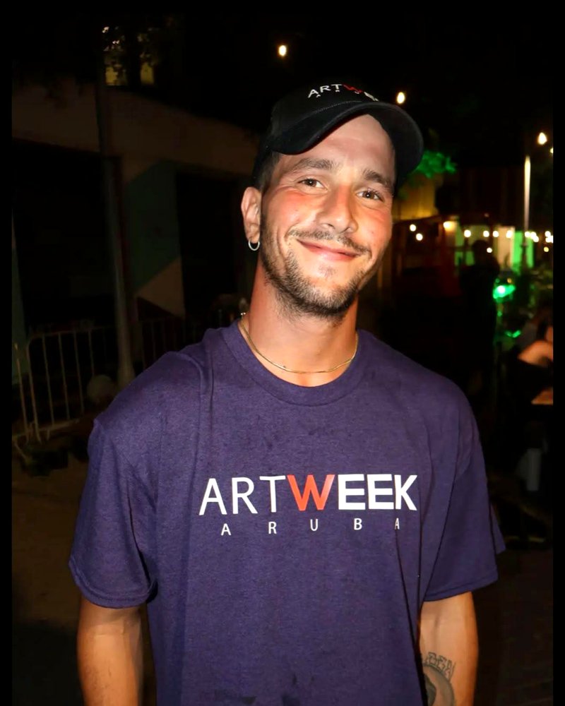 Nico Caputo, Italian tour guide at Aruba Mural Tours